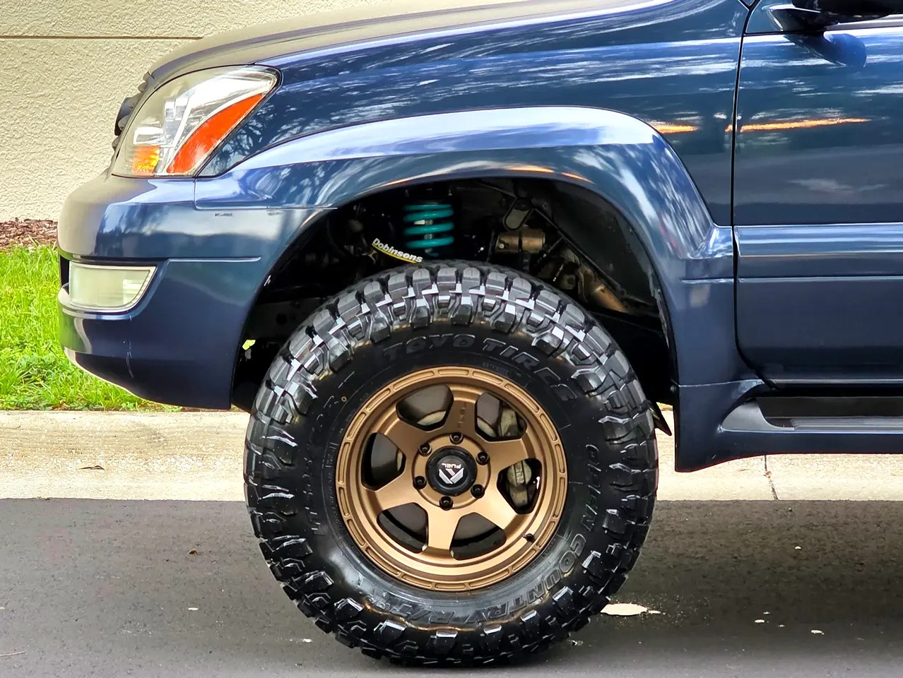 2004-lexus-gx-for-sale-modified (49)