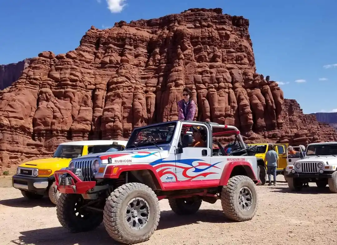 2005-Jeep-Wrangler-Unlimited-Rubicon-04
