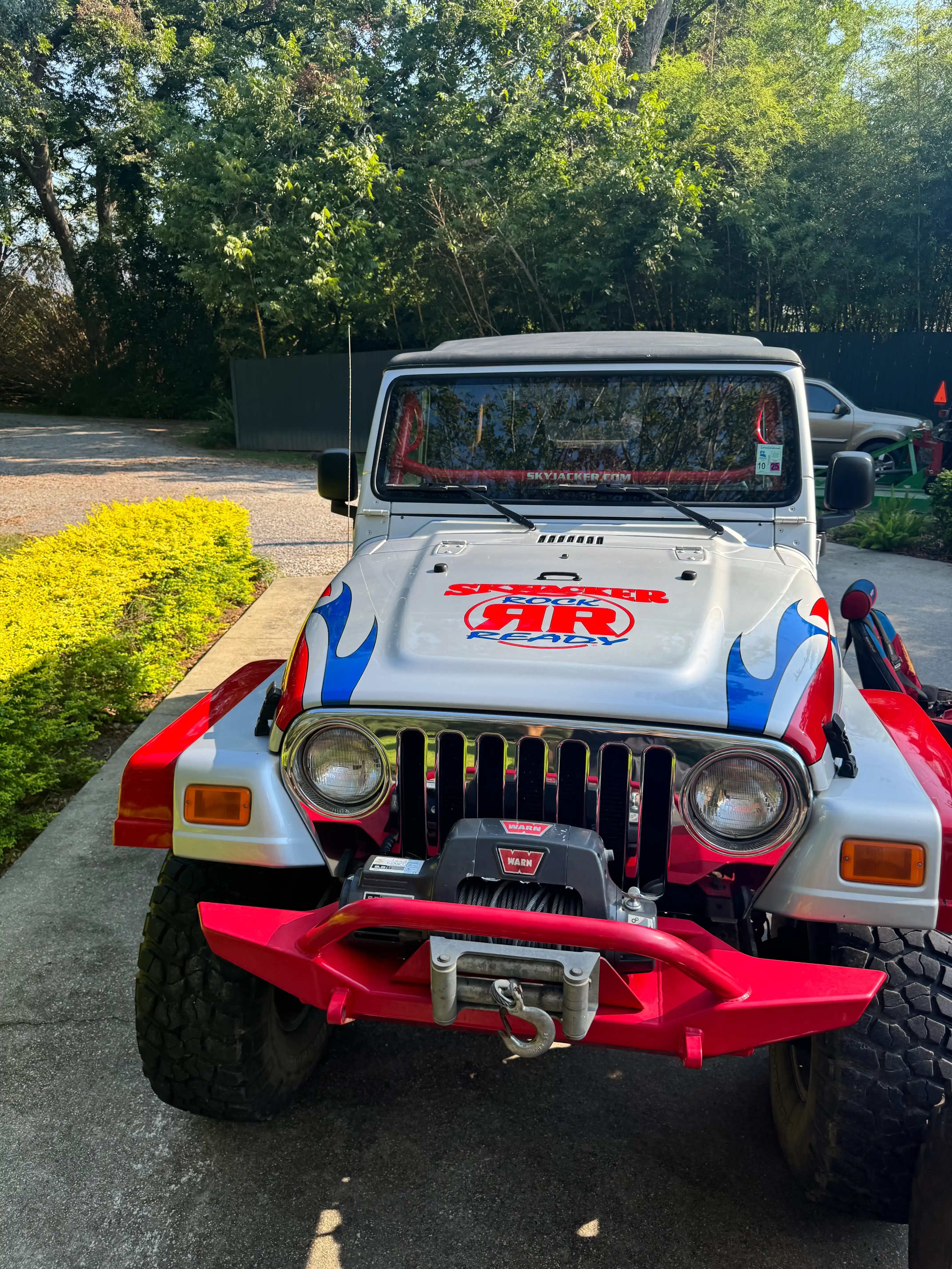 2005-Jeep-Wrangler-Unlimited-Rubicon-12