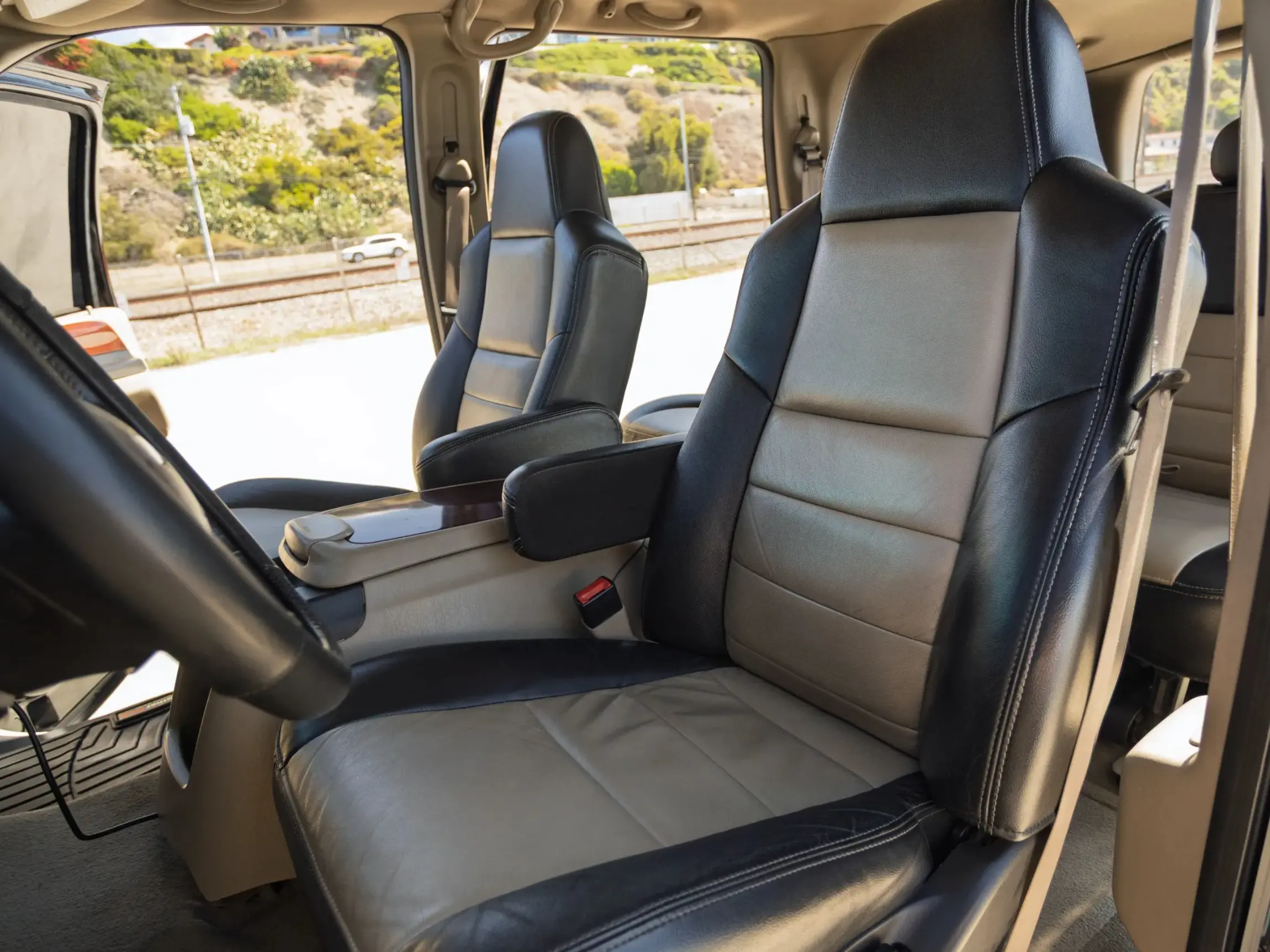 2005-ford-excursion-eddie-bauer-1fmsu45p25ed12689-for-sale-san-juan-capistrano-ca-29