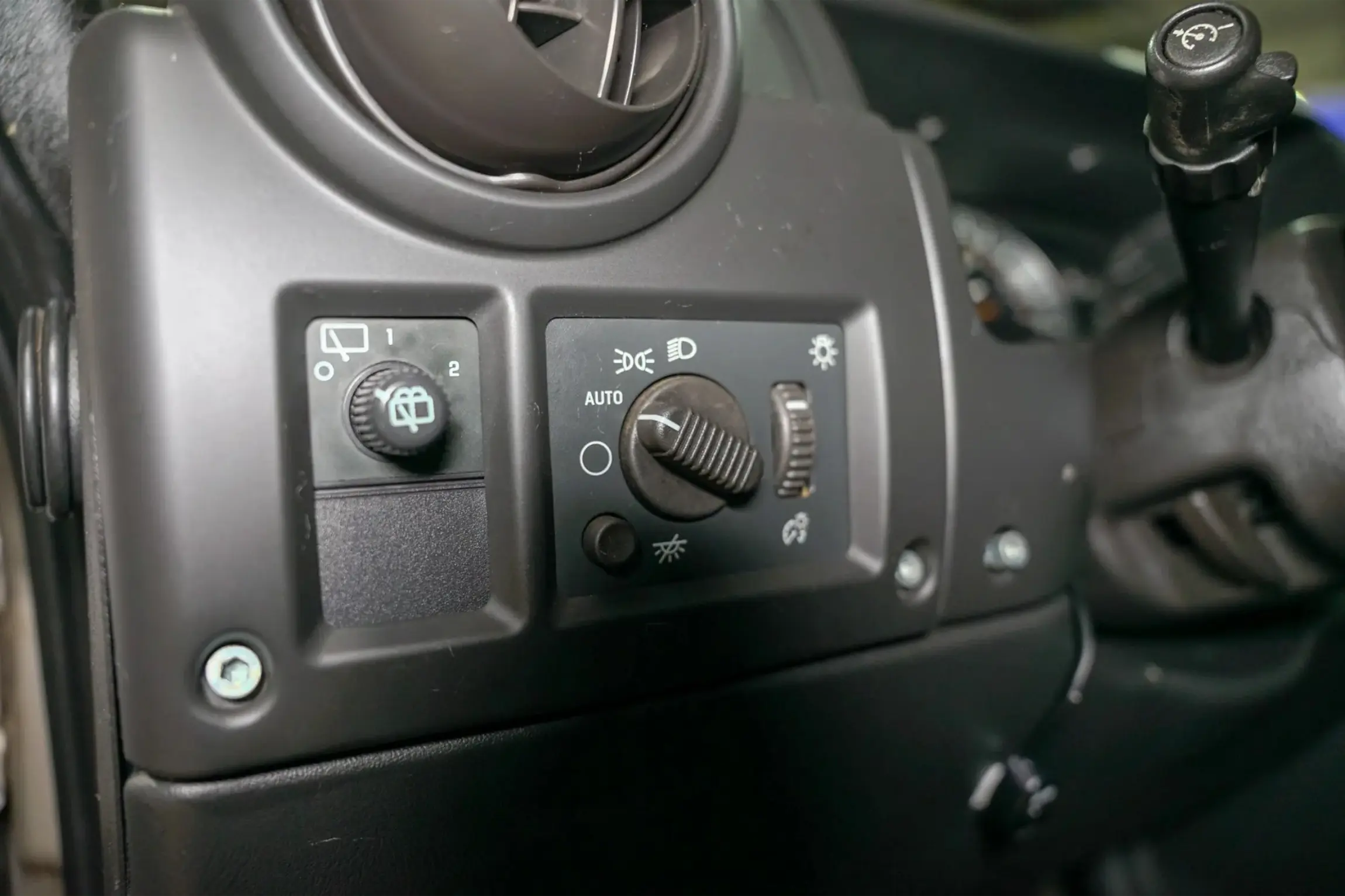 2005-hummer-h2-luxury-edition-for-sale-grand-rapids-mi-88
