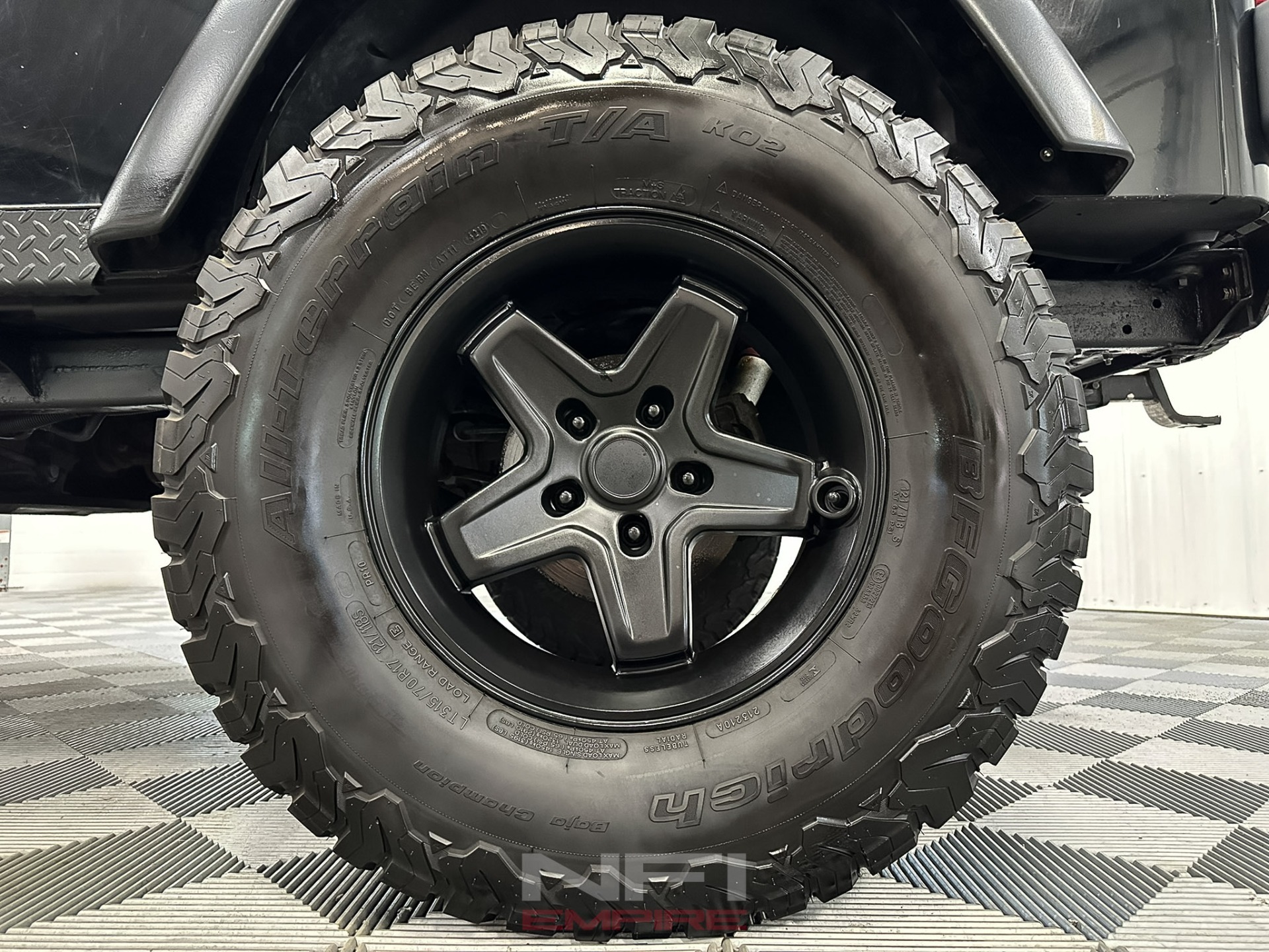 2005-jeep-wrangler-rubicon-half-cab-for-sale (28)