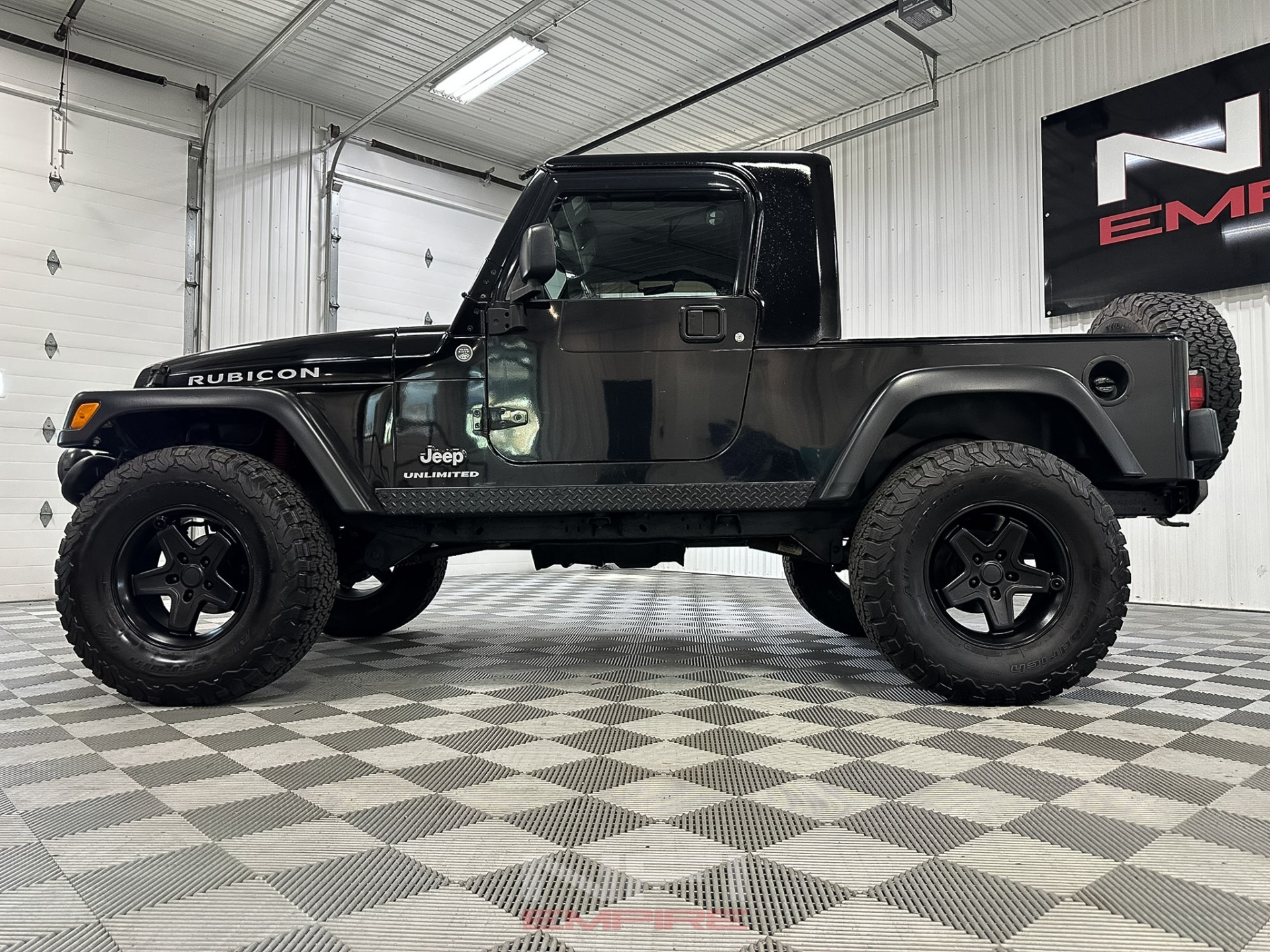 2005-jeep-wrangler-rubicon-half-cab-for-sale (38)