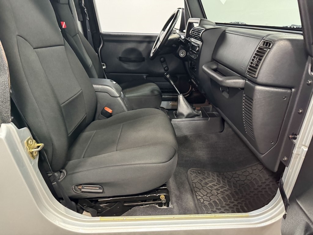 2006-jeep-wrangler-unlimited-4x4 (37)