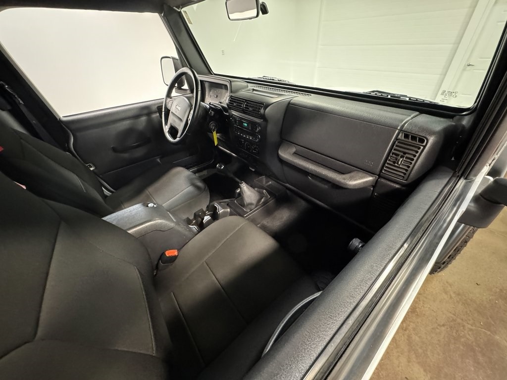 2006-jeep-wrangler-unlimited-4x4 (40)