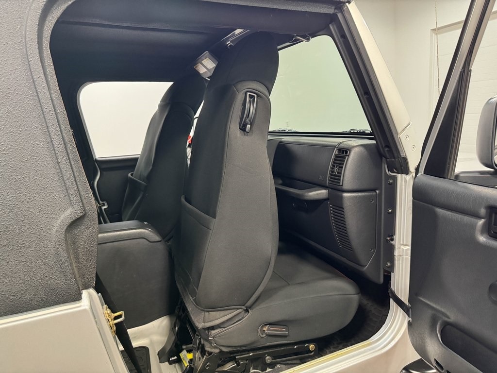 2006-jeep-wrangler-unlimited-4x4 (54)