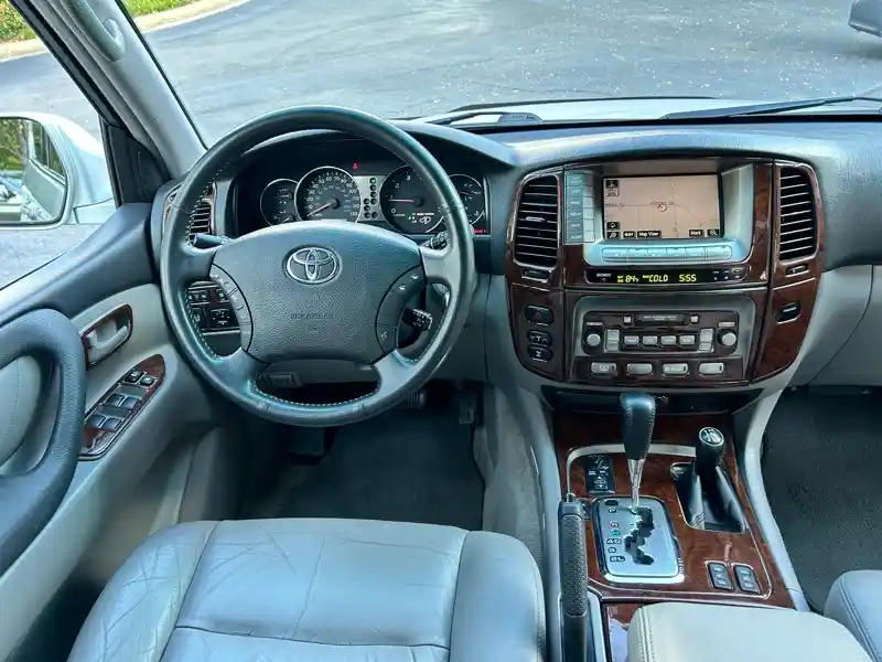 2006-toyota-land-cruiser-for-sale-alpharetta-ga-20