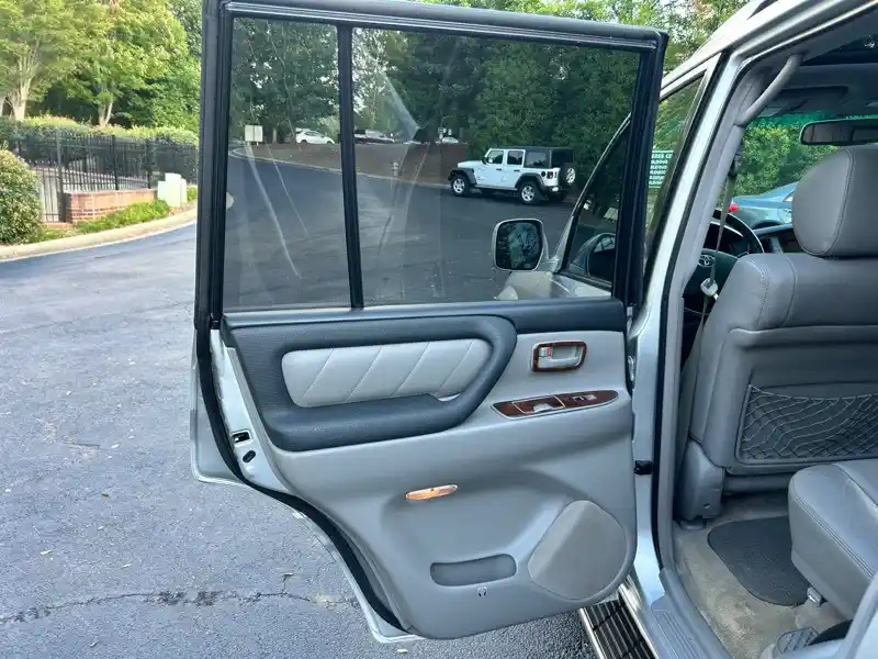 2006-toyota-land-cruiser-for-sale-alpharetta-ga-34