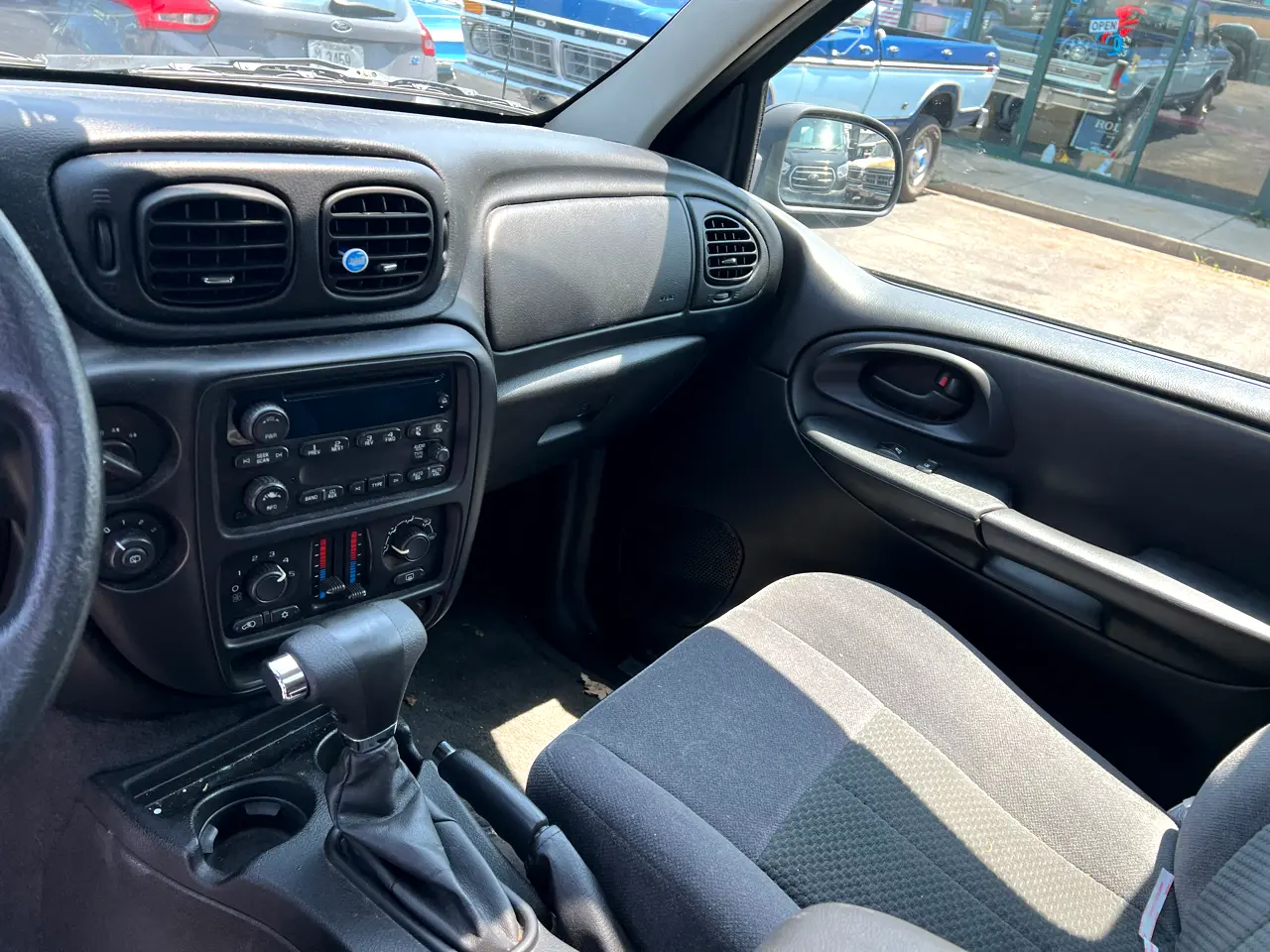 2008-chevy-trailblazer-for-sale-07