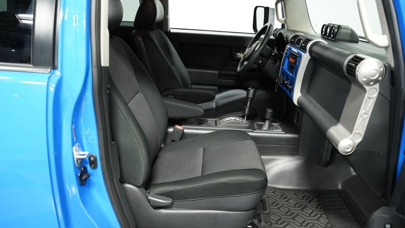 2008-toyota-fjcruiser-for-sale (22)