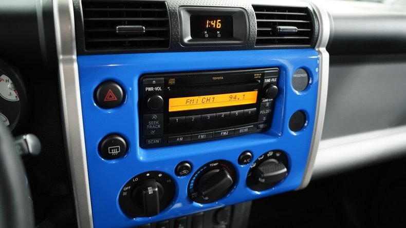 2008-toyota-fjcruiser-for-sale (28)