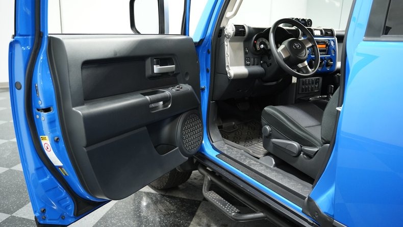 2008-toyota-fjcruiser-for-sale (32)