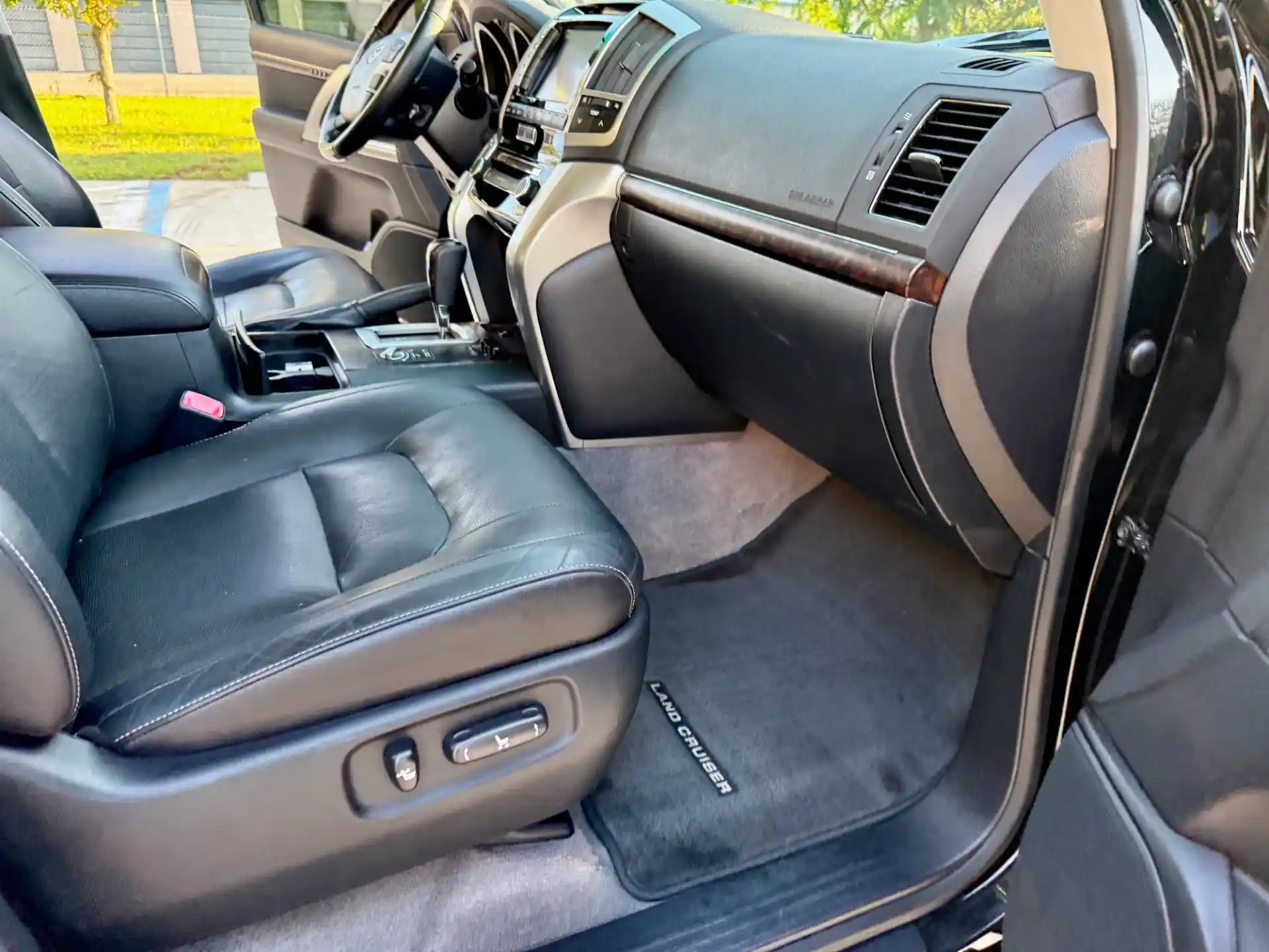2013-toyota-land-cruiser-200-series-for-sale-jacksonville-fl-19