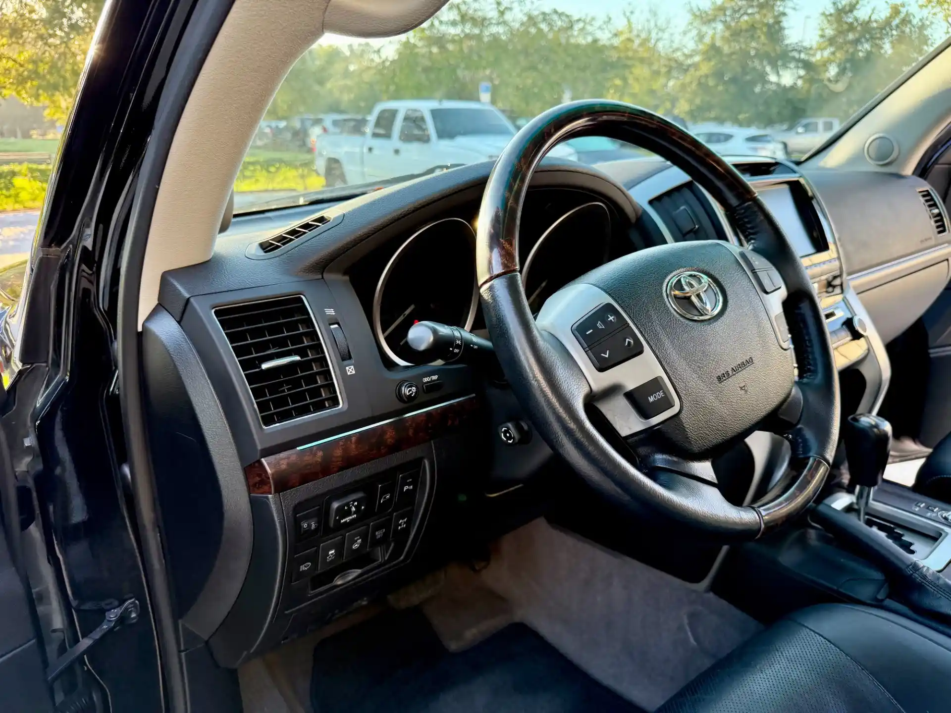 2013-toyota-land-cruiser-200-series-for-sale-jacksonville-fl-23