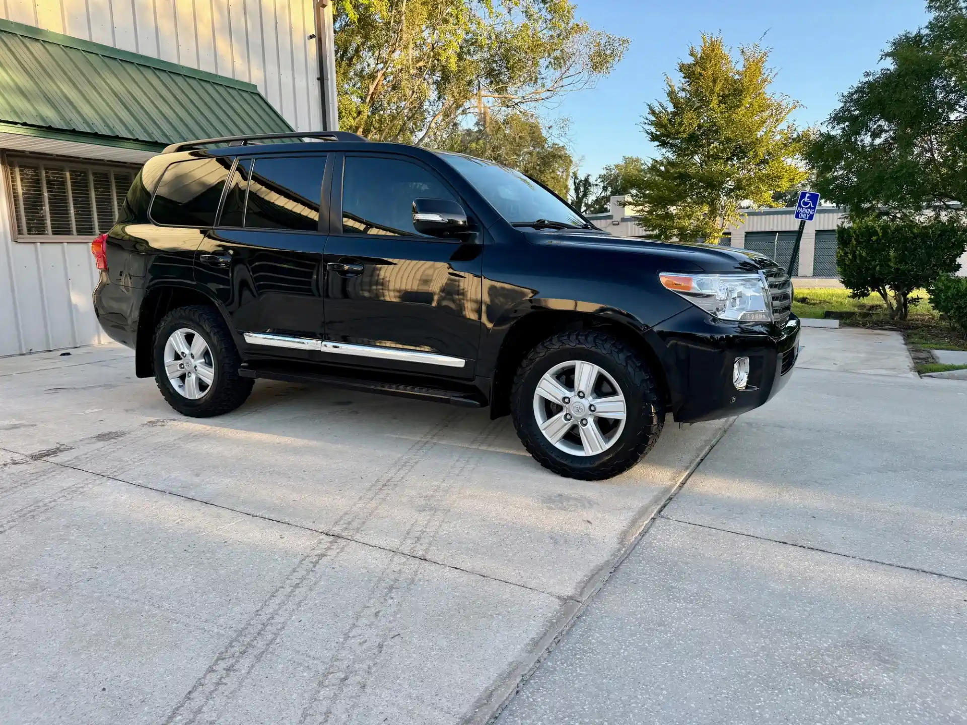 2013-toyota-land-cruiser-200-series-for-sale-jacksonville-fl-9