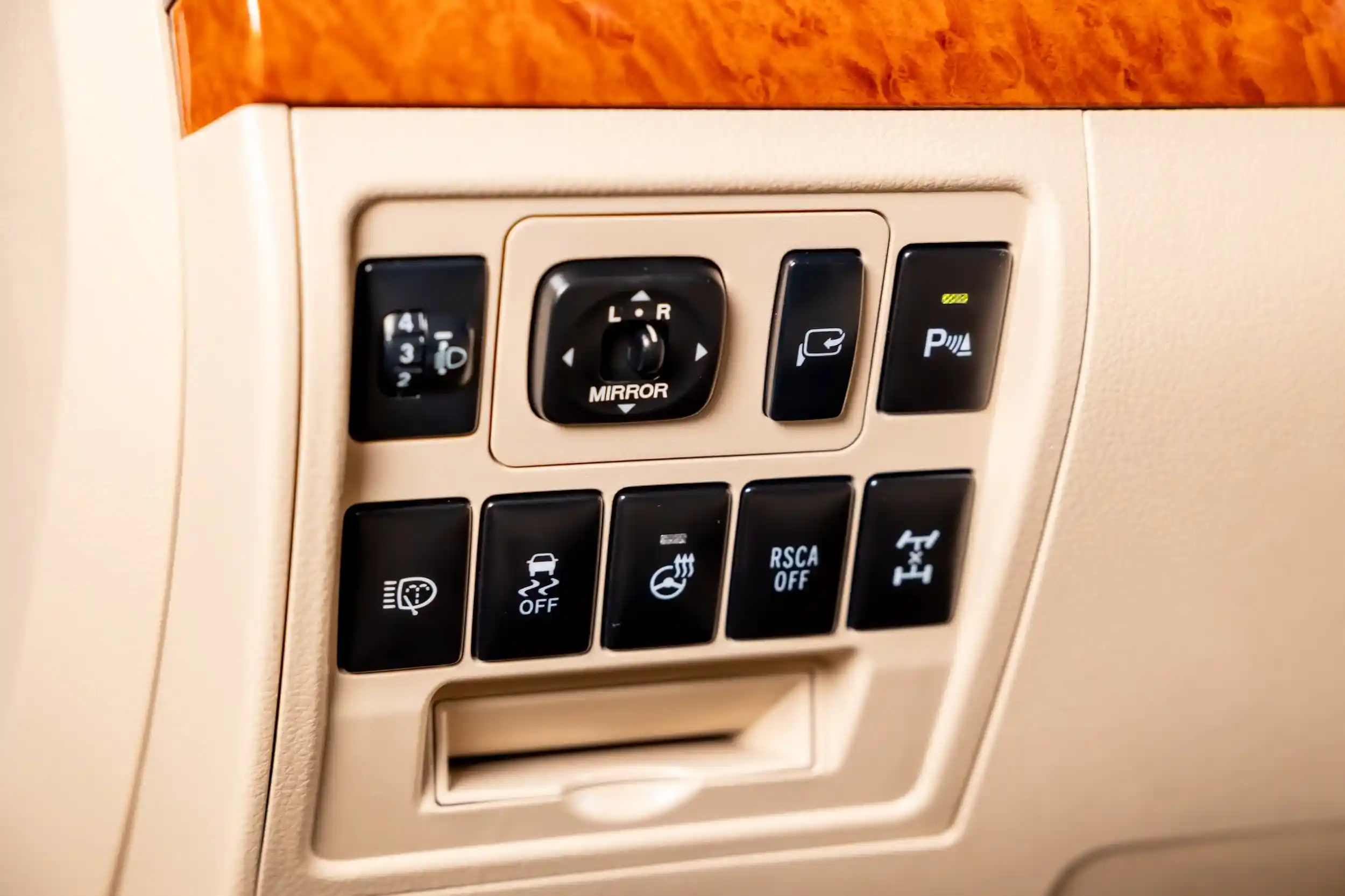 2013-toyota-land-cruiser-for-sale-pelham-al-30