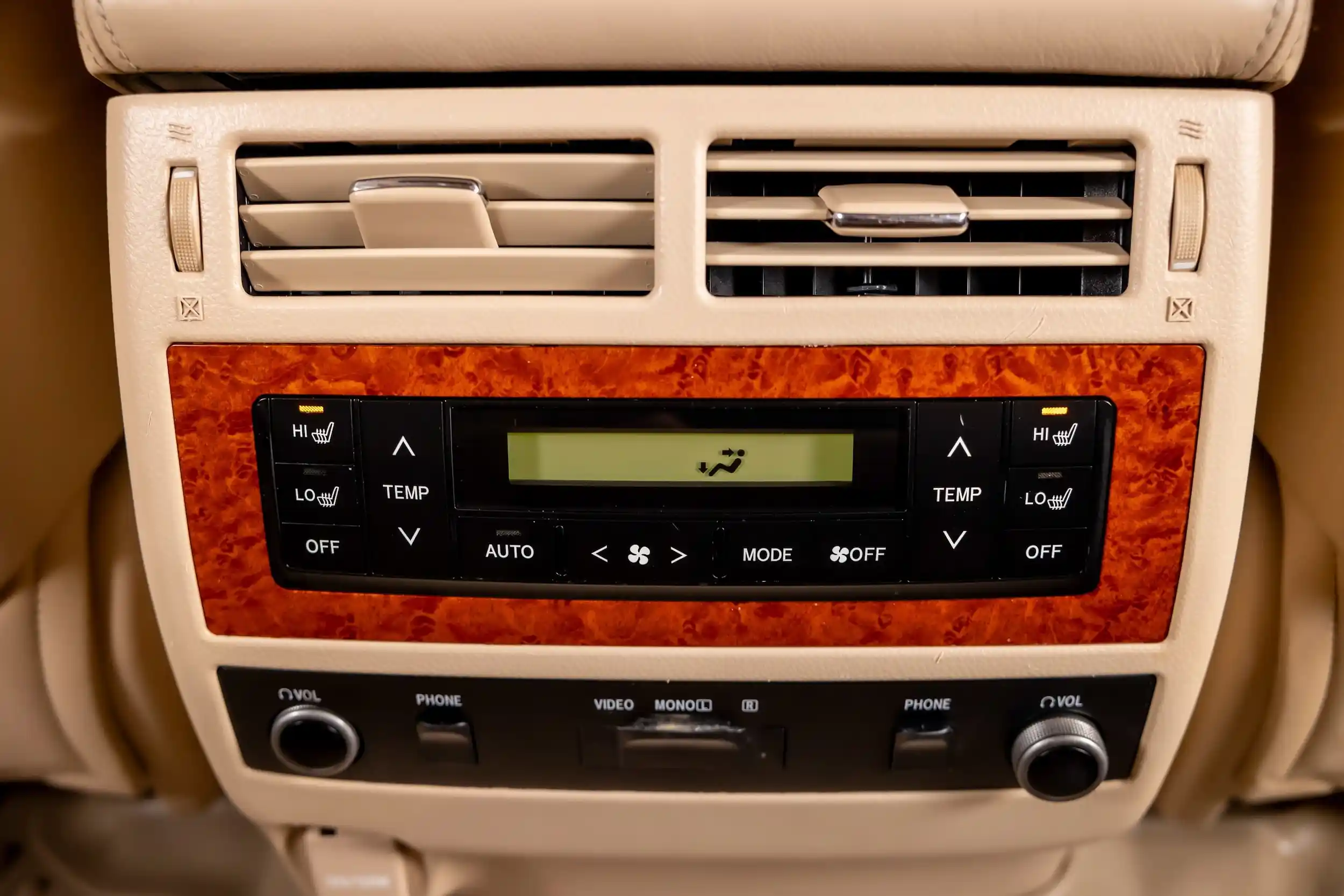2013-toyota-land-cruiser-for-sale-pelham-al-32