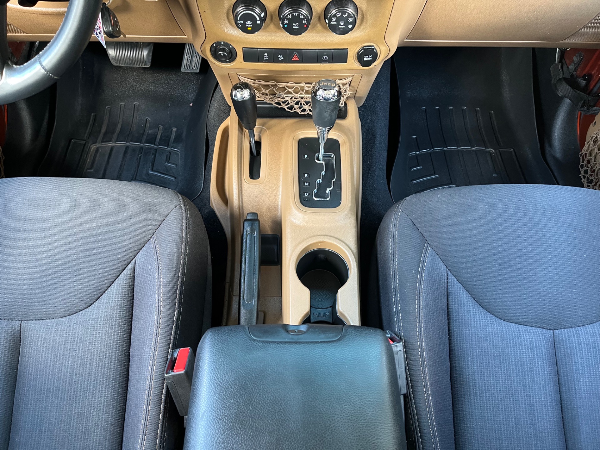 2014-jeep-wrangler-unlimited-rubicon-for-sale-league-city-tx-24
