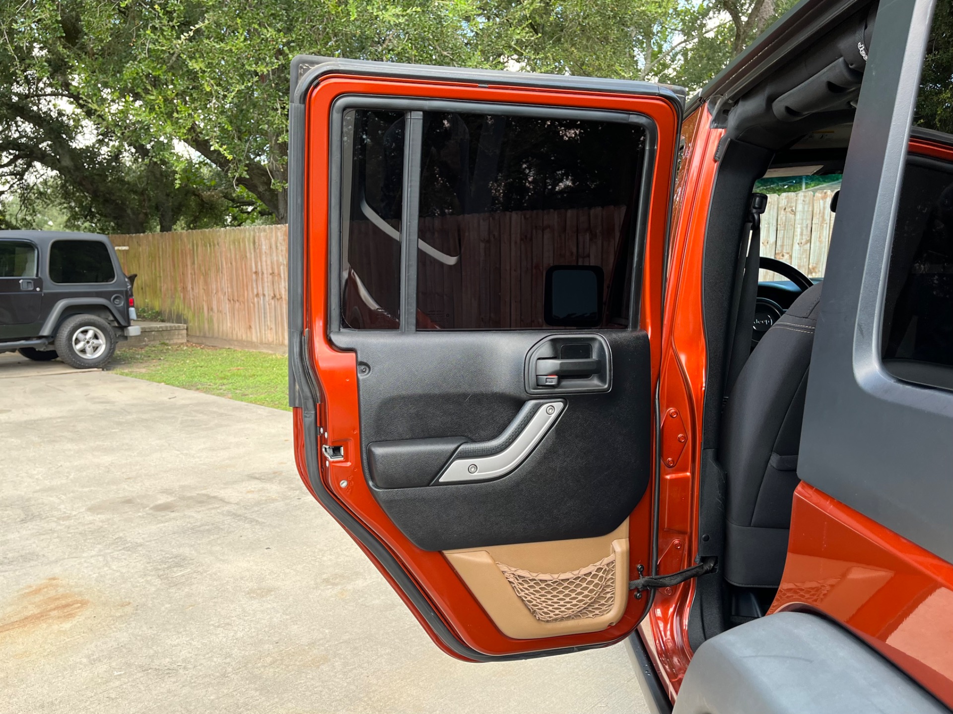 2014-jeep-wrangler-unlimited-rubicon-for-sale-league-city-tx-29