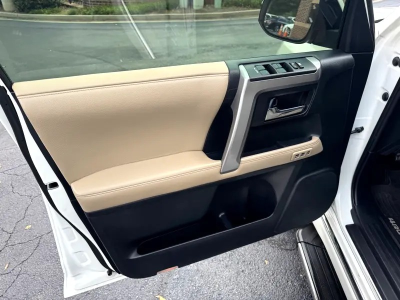 2015-toyota-4runner-for-sale-alpharetta-ga-23