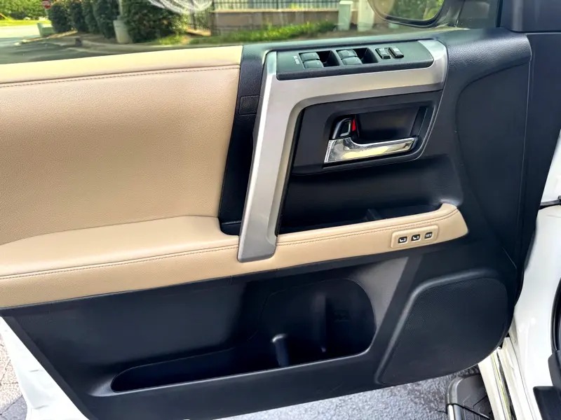 2015-toyota-4runner-for-sale-alpharetta-ga-47