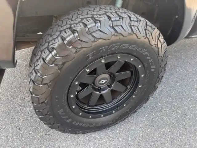 2015-toyota-tacoma-for-sale-severn-md-41