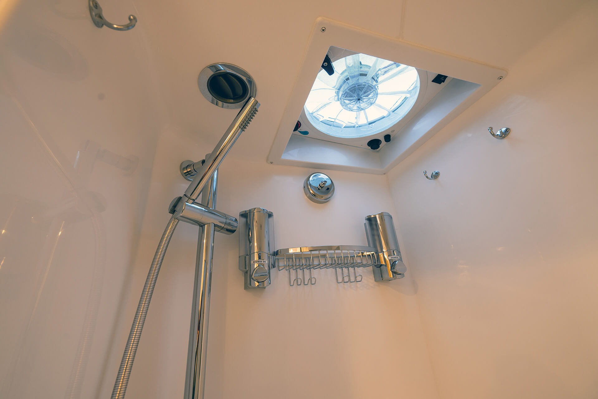 2016-earthroamer-xv-lts-161-for-sale-dacono-co-30