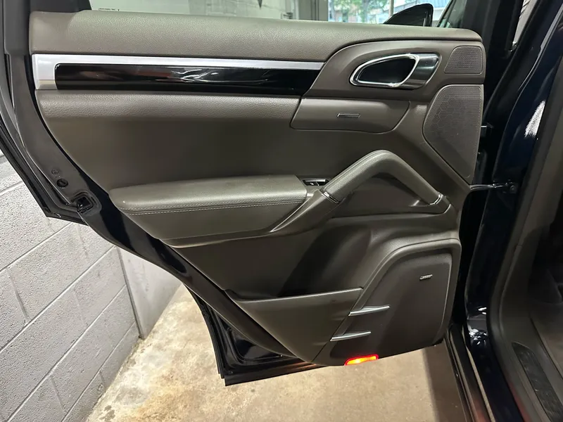 2016-porsche-cayenne-diesel-for-sale-17