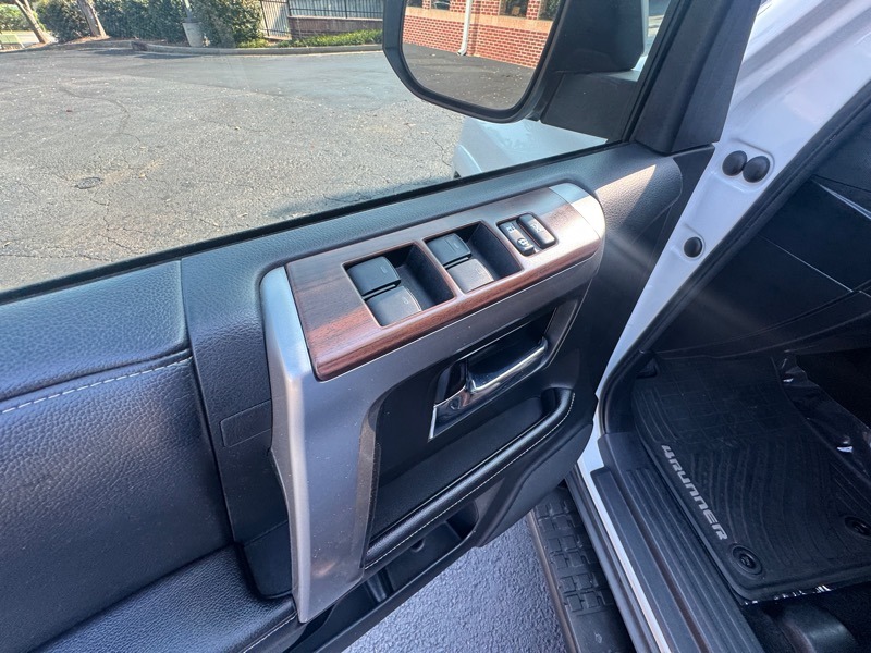 2016-toyota-4runner-for-sale (47)