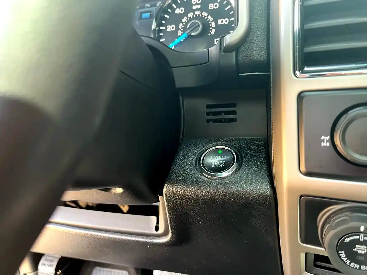 2017-ford-f150-lariat-2wd-for-sale-birmingham-al-40