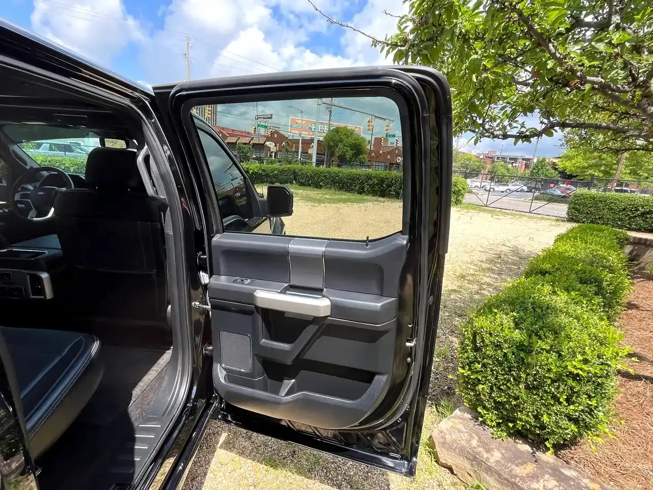 2017-ford-f150-lariat-2wd-for-sale-birmingham-al-46