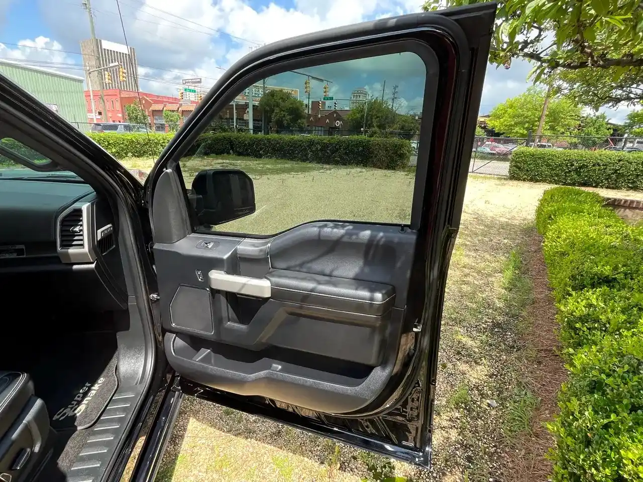 2017-ford-f150-lariat-2wd-for-sale-birmingham-al-68
