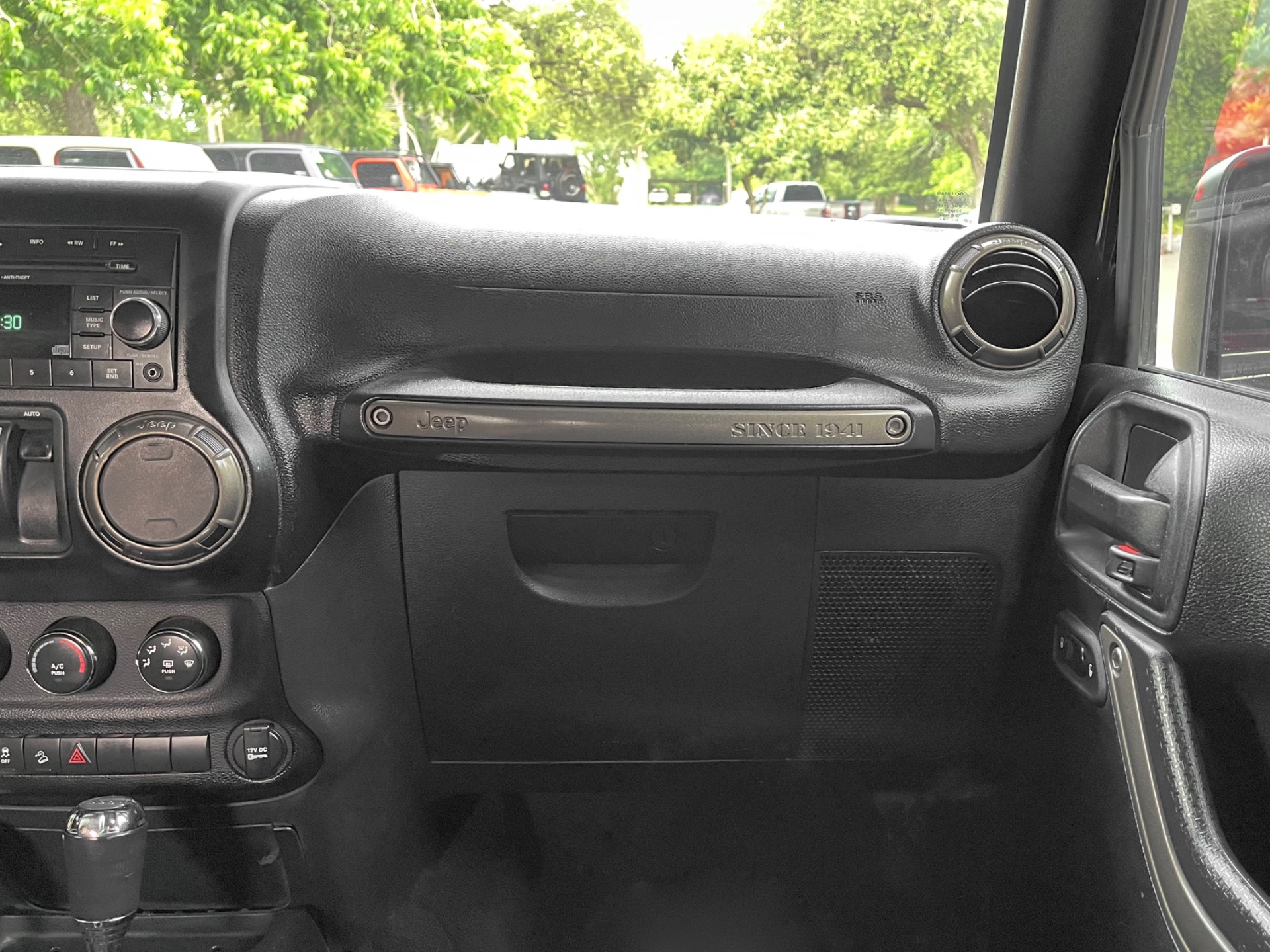 2018-jeep-wrangler-golden-eagle-for-sale-league-city-tx-22