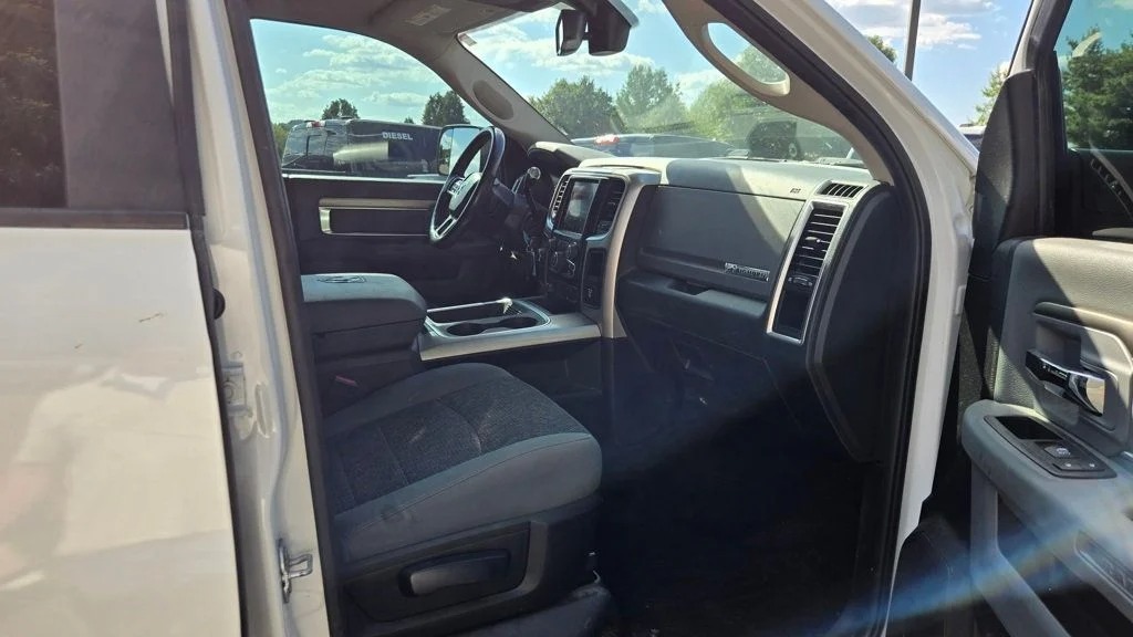 2018-ram-2500-big-horn (5)