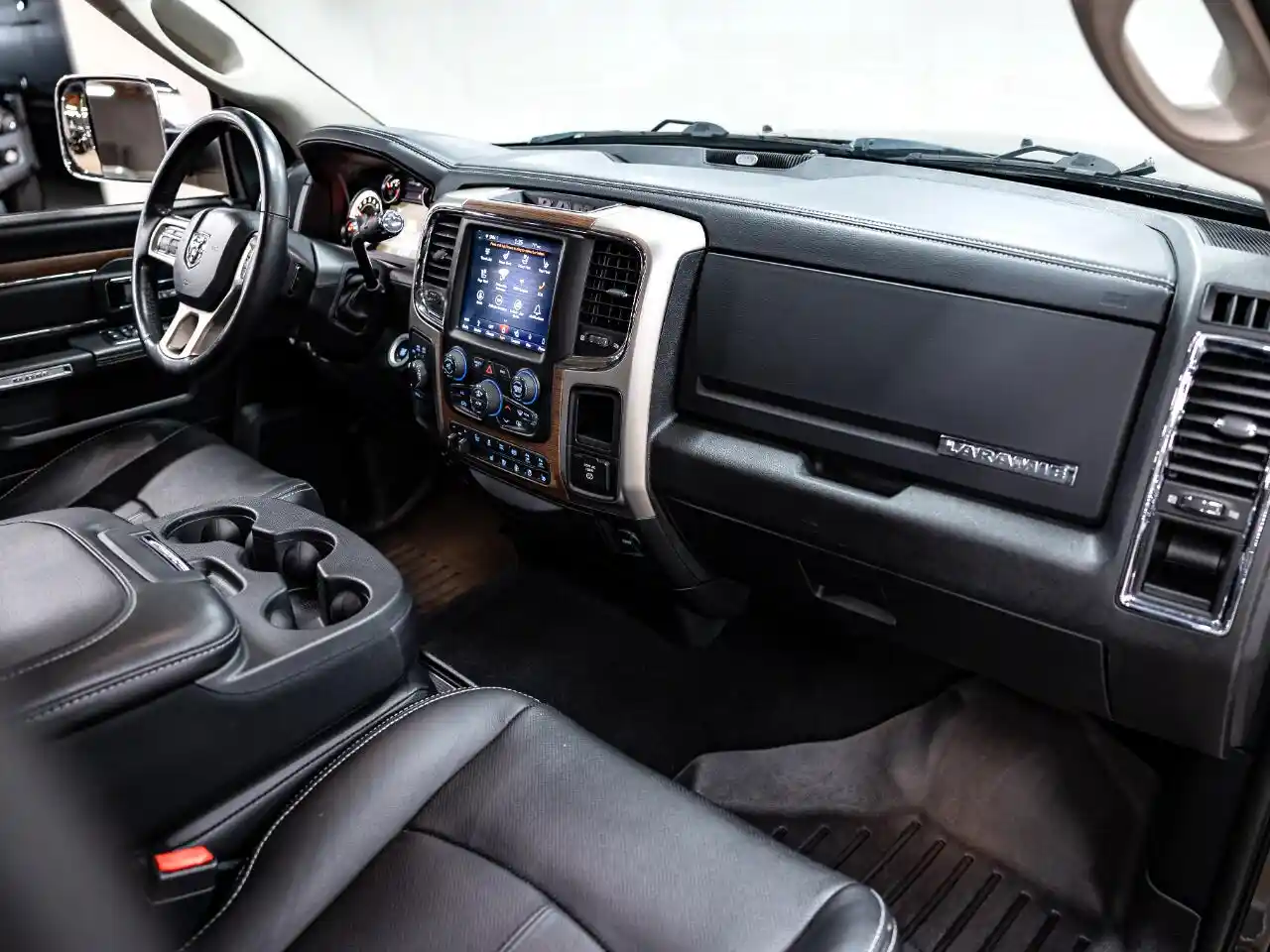 2018-ram-2500-laramie-crew-cab-for-sale-lakewood-co-10