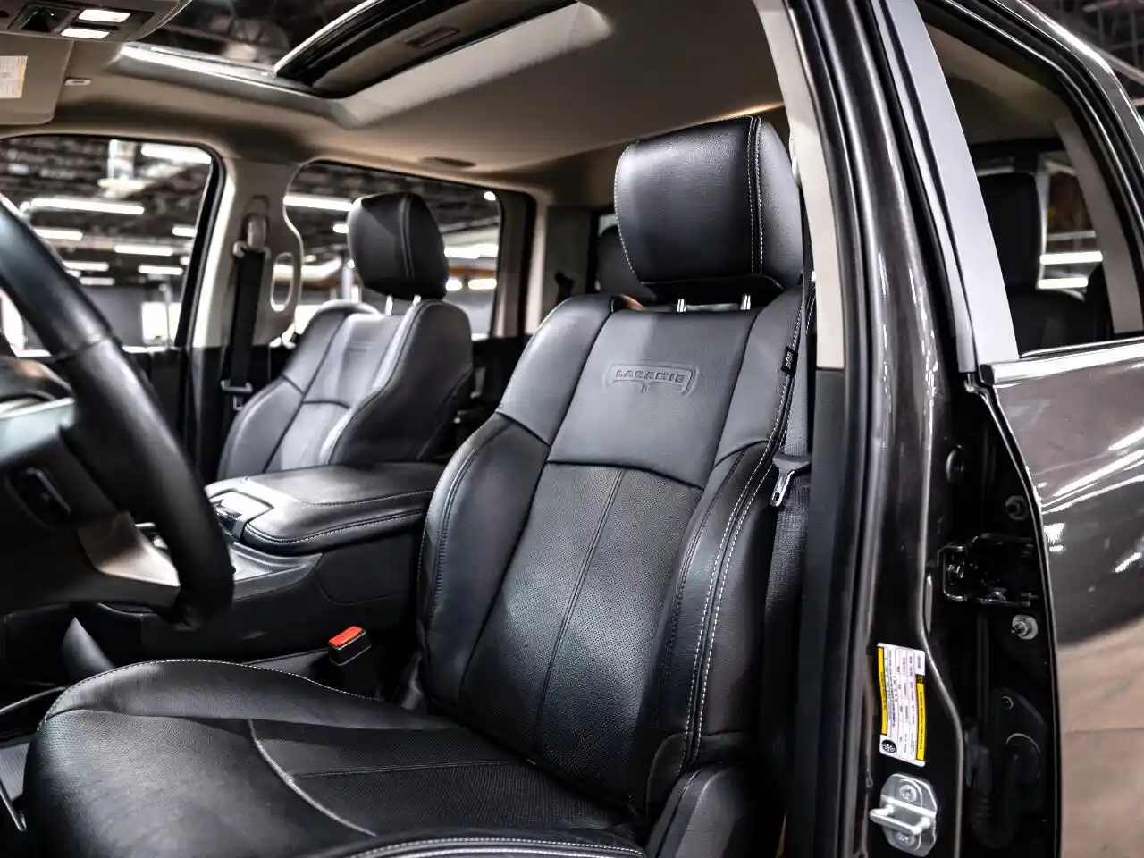 2018-ram-2500-laramie-crew-cab-for-sale-lakewood-co-39