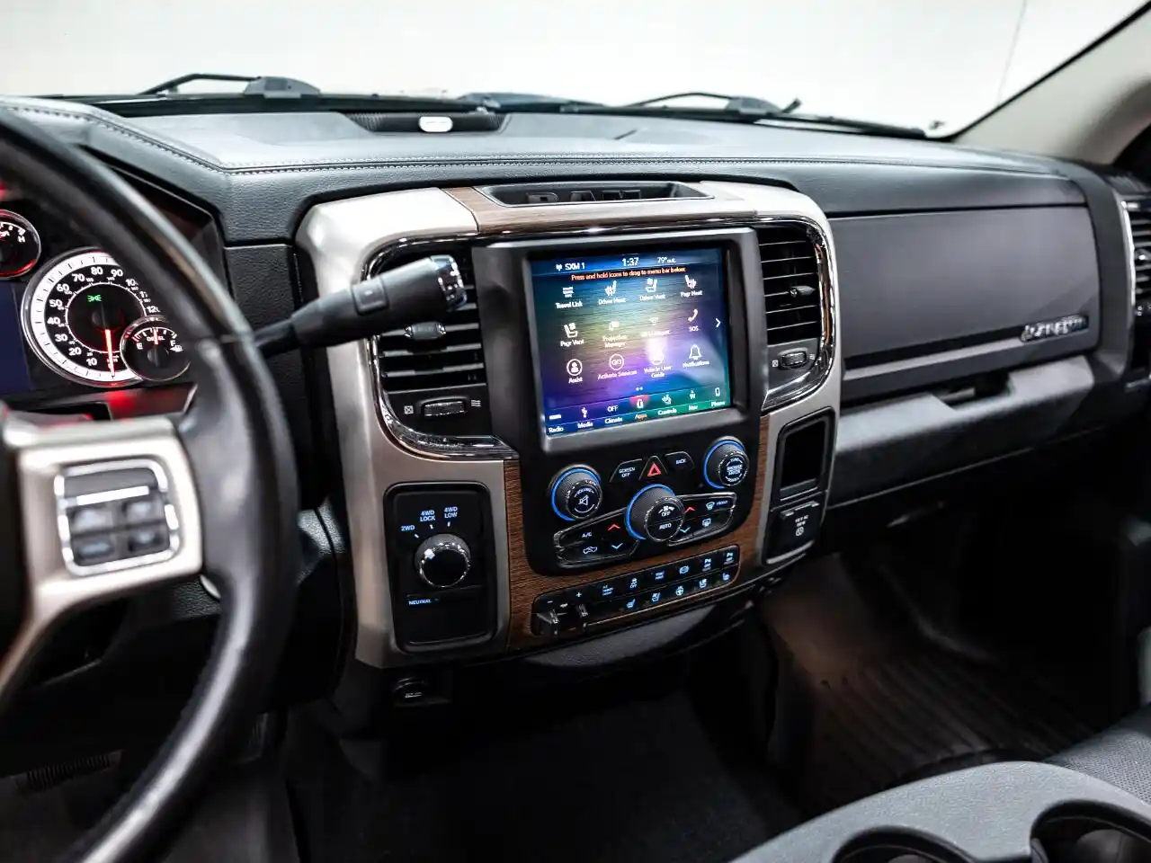 2018-ram-2500-laramie-crew-cab-for-sale-lakewood-co-42