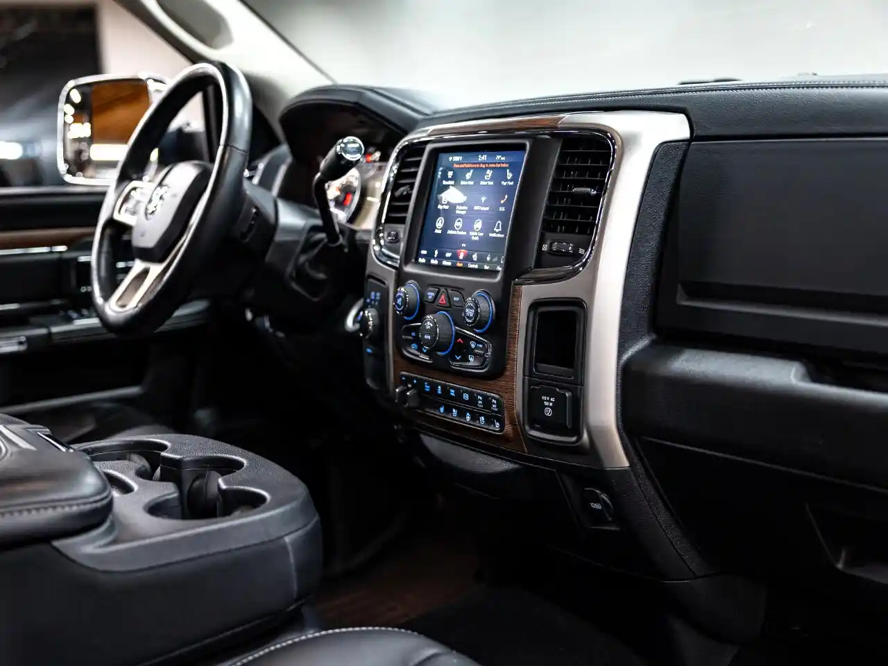 2018-ram-2500-laramie-crew-cab-for-sale-lakewood-co-62