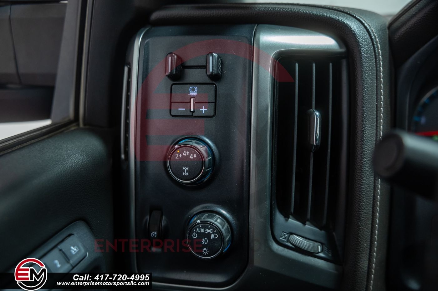 2019-chevrolet-silverado-3500hd (26)