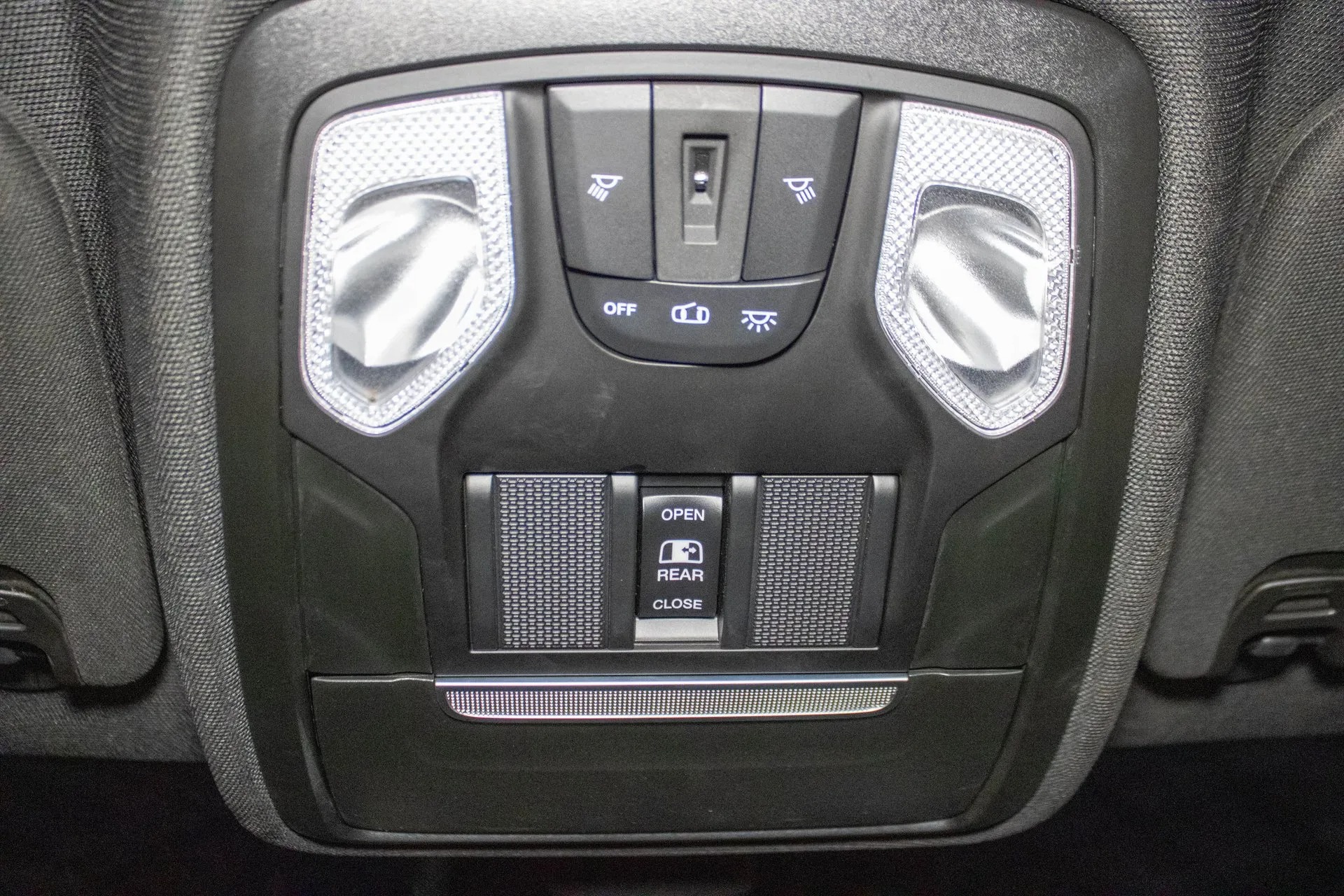 2019-dodge-ram-rebel-1500 (29)