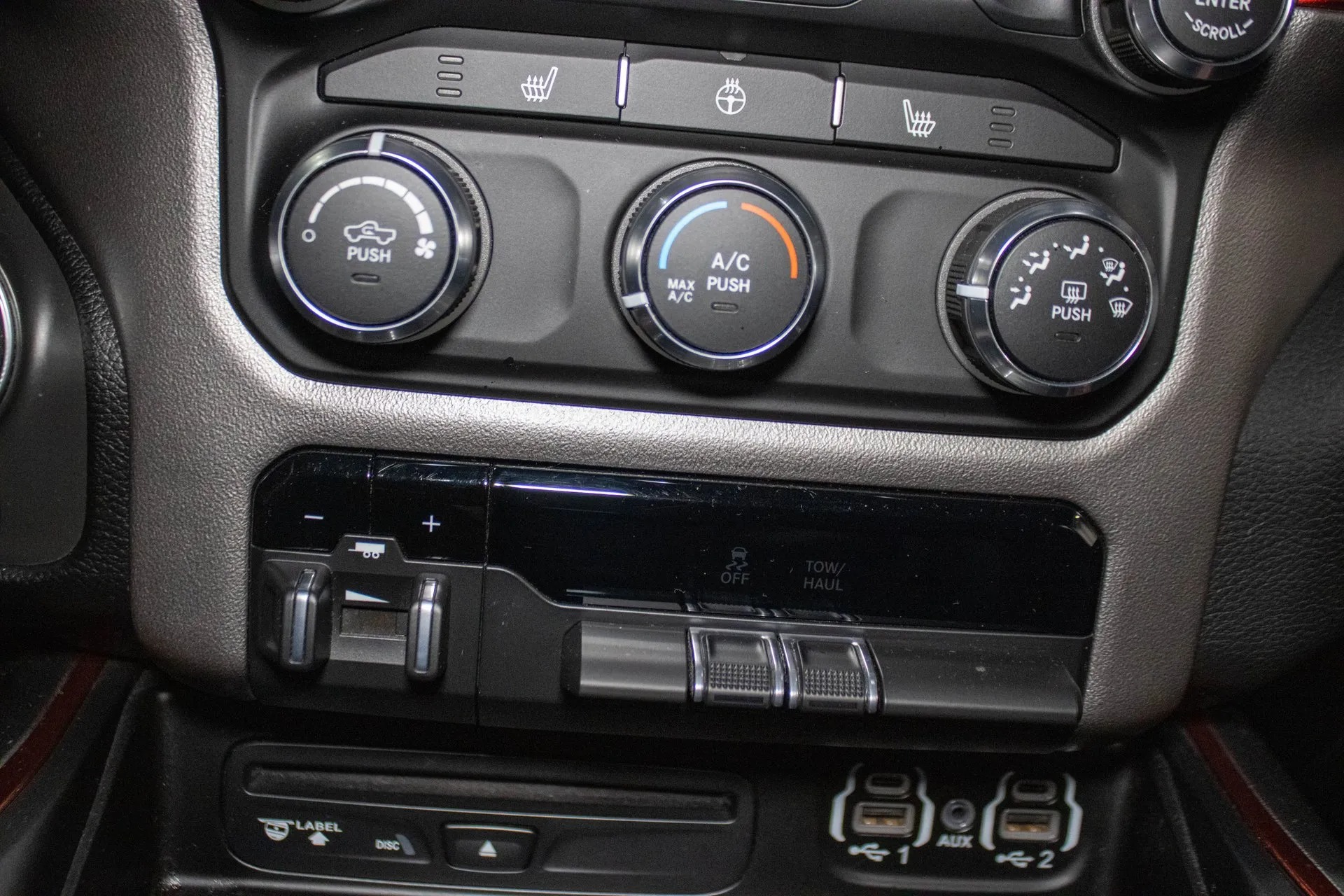 2019-dodge-ram-rebel-1500 (49)