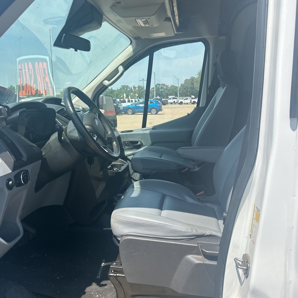 2019-ford-transit-250-camper (10)
