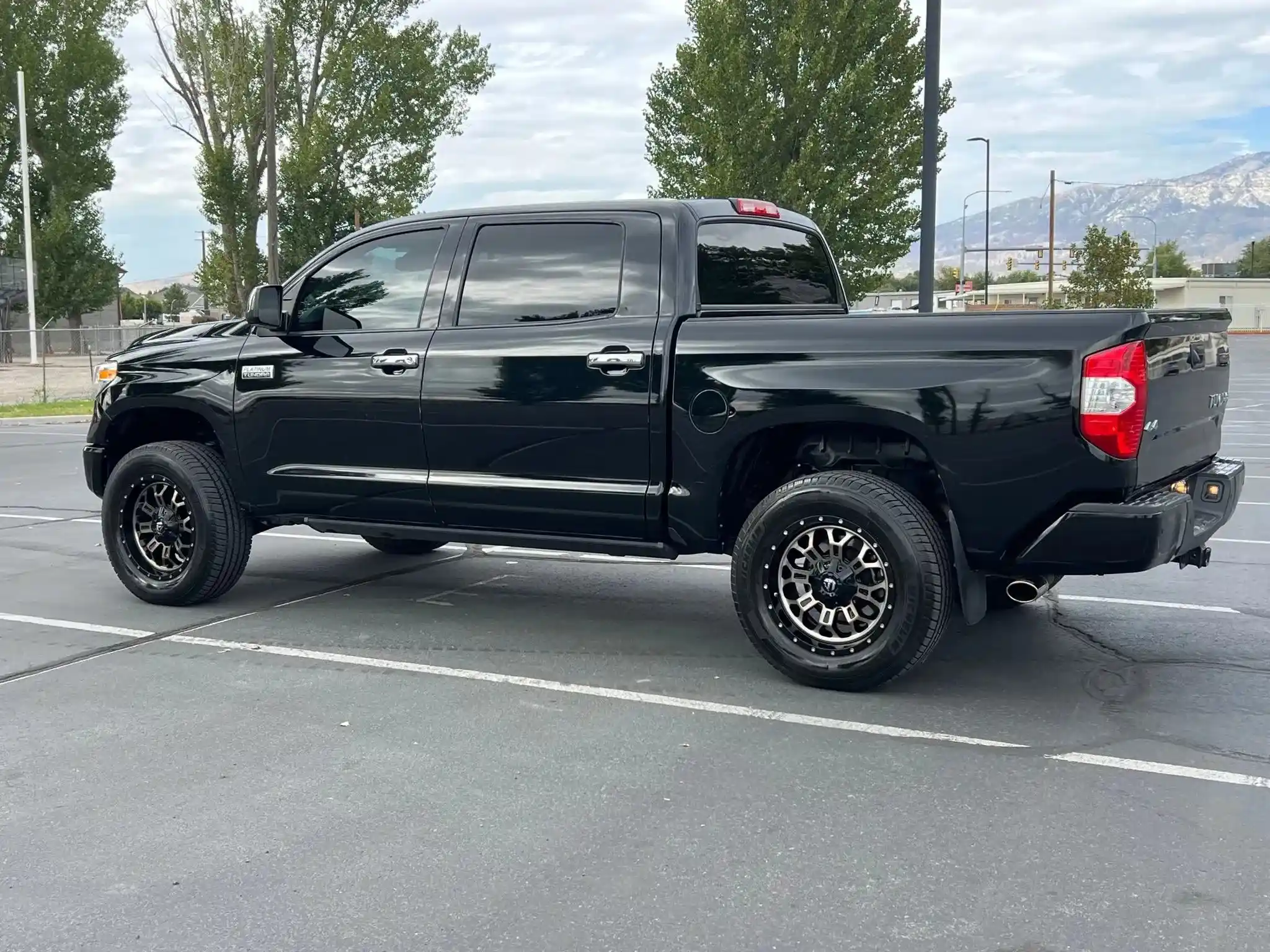 2019-toyota-tundra-crewmax-for-sale-pleasant-grove-ut-9