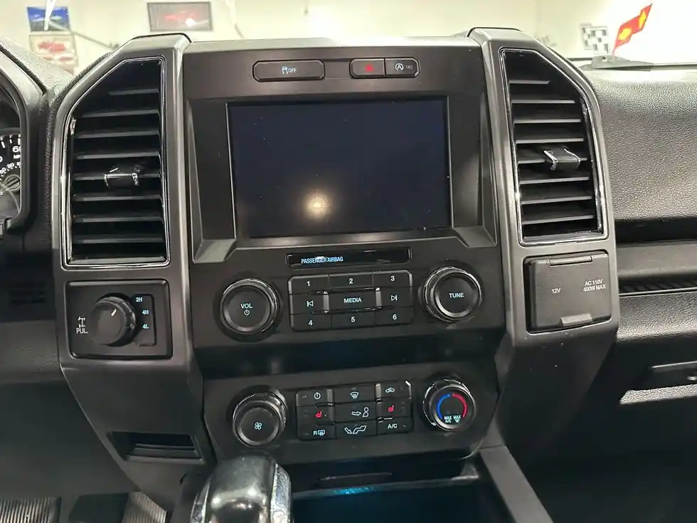 2020-ford-f-150-xlt-crew-302a-sport-pkg-for-sale-sallas-tx-39