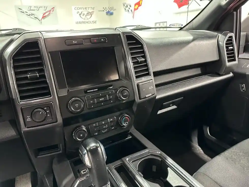 2020-ford-f-150-xlt-crew-302a-sport-pkg-for-sale-sallas-tx-45