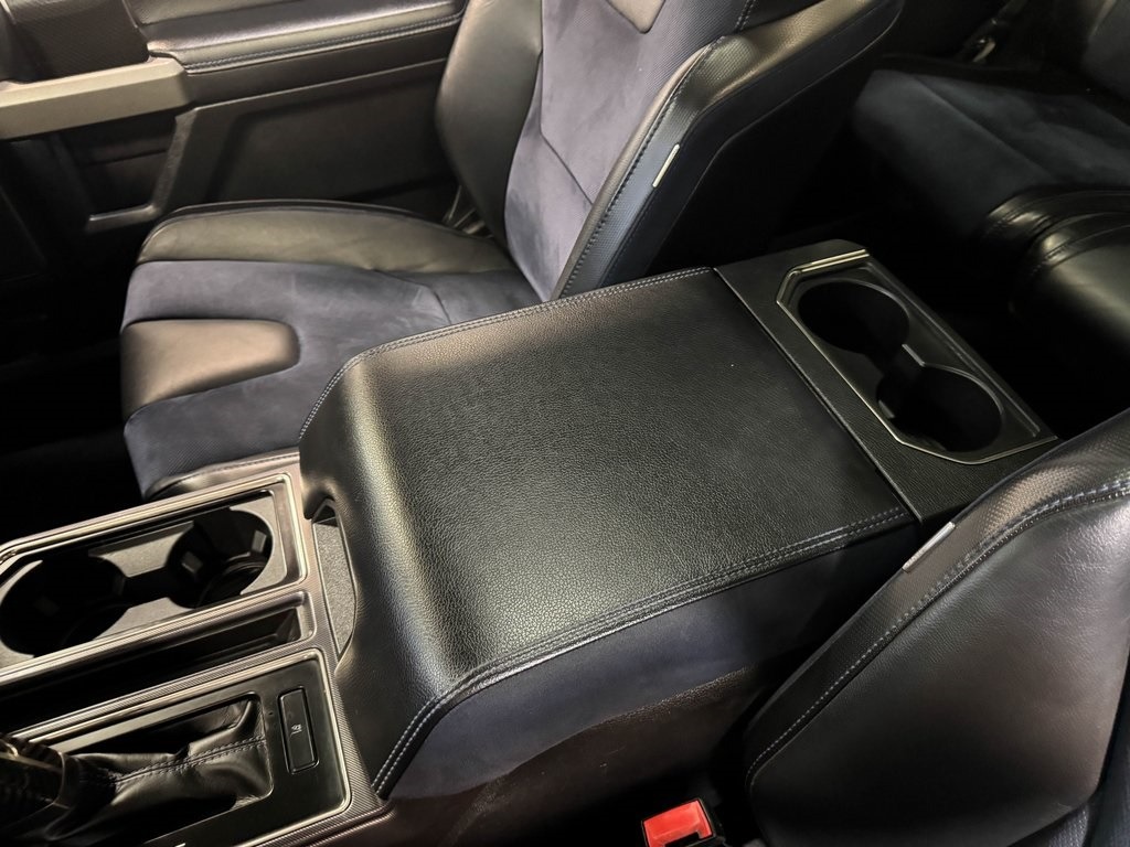 2020-ford-f150-raptor (22)