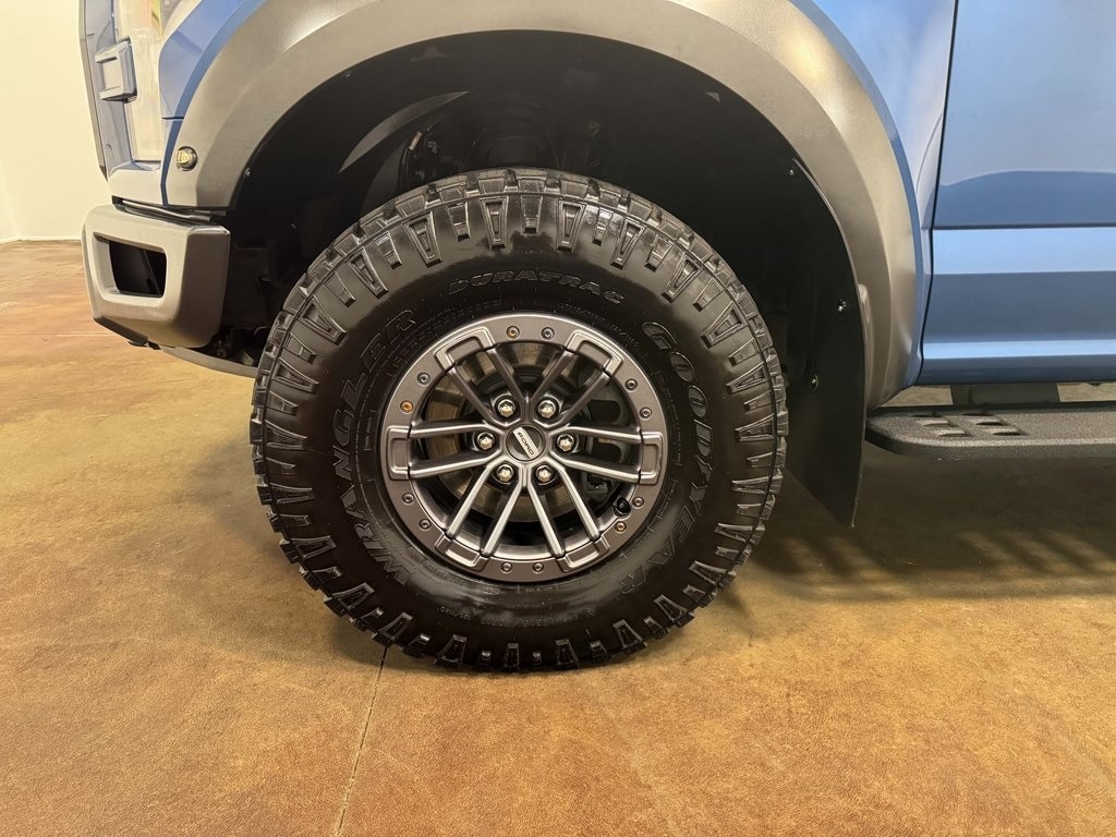 2020-ford-f150-raptor (27)