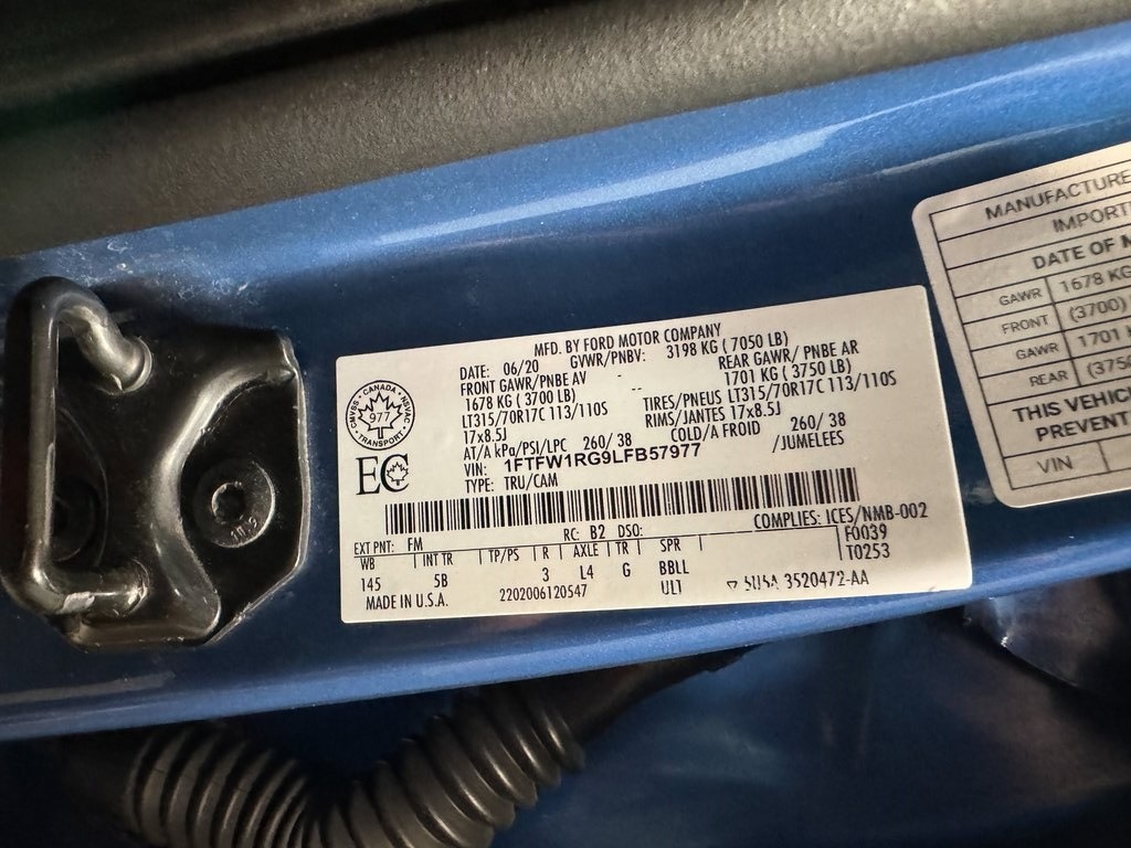 2020-ford-f150-raptor (30)