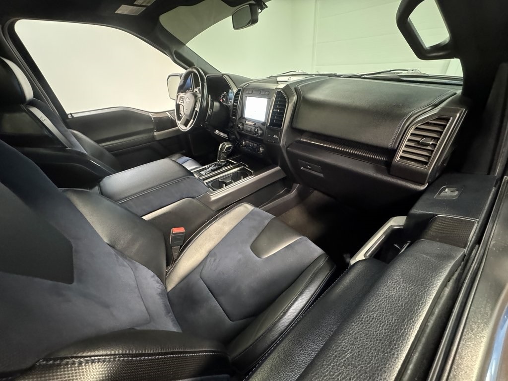 2020-ford-f150-raptor (41)