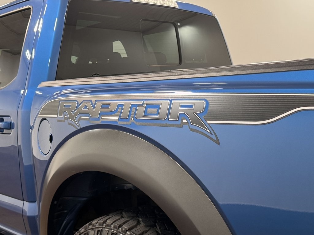 2020-ford-f150-raptor (47)